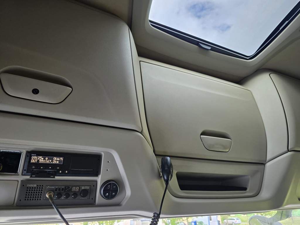 Fahrzeugabbildung Iveco 480 S-Way, Retarder, Klima Automat, 2 Kreis-Hydr