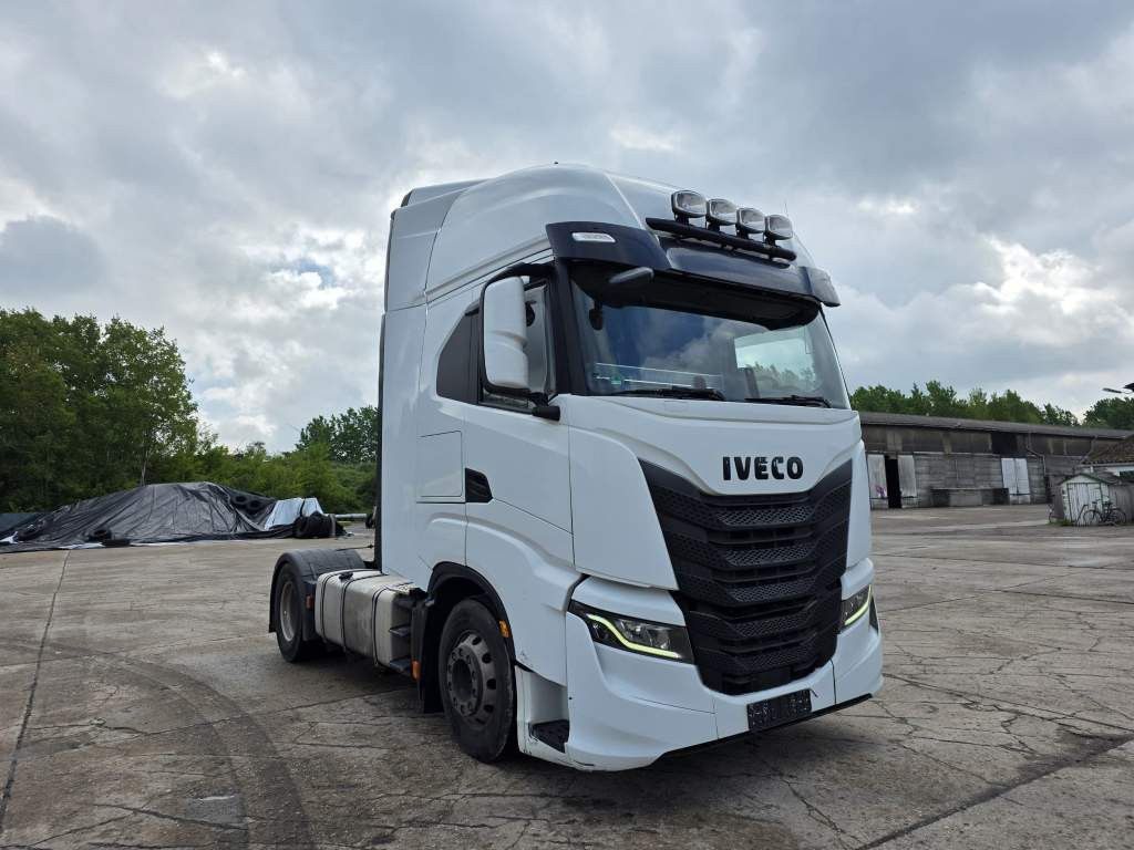 Fahrzeugabbildung Iveco 480 S-Way, Retarder, Klima Automat, 2 Kreis-Hydr