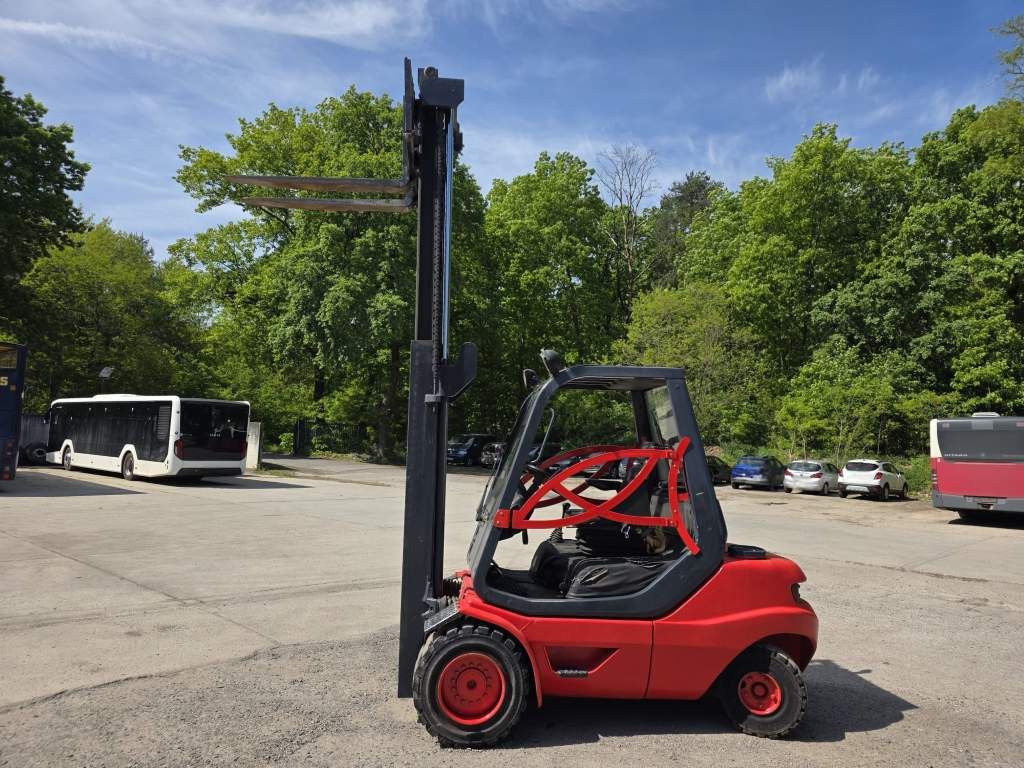 Fahrzeugabbildung Linde H35-03 SDtapler Duplex Mast, 5.600 Kg zul. GGW