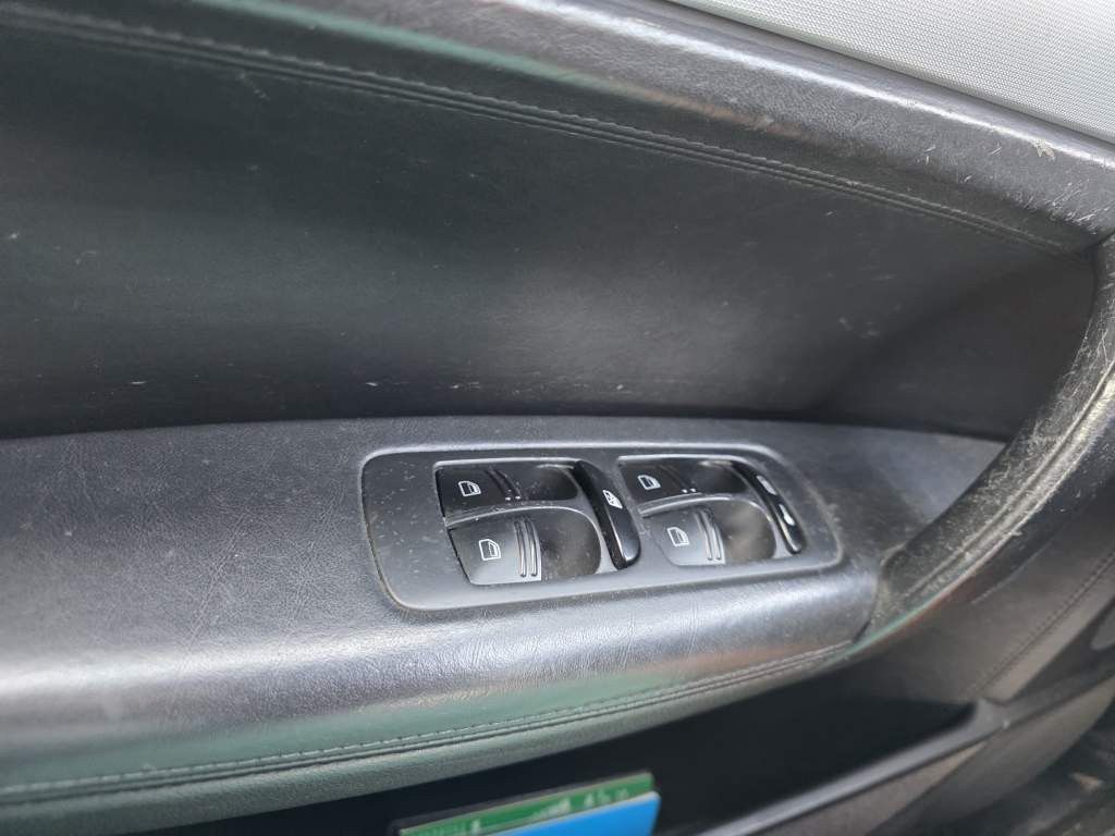 Fahrzeugabbildung Porsche Cayenne S 4.5 L mit 340 PS, V8, Allrad
