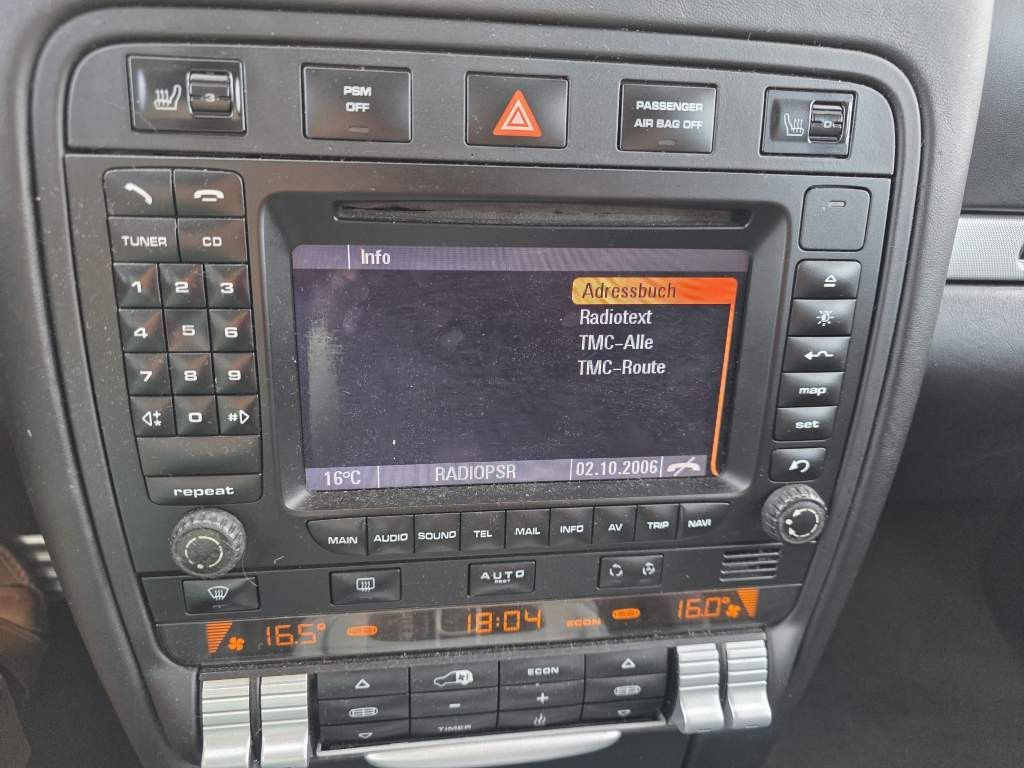 Fahrzeugabbildung Porsche Cayenne S 4.5 L mit 340 PS, V8, Allrad