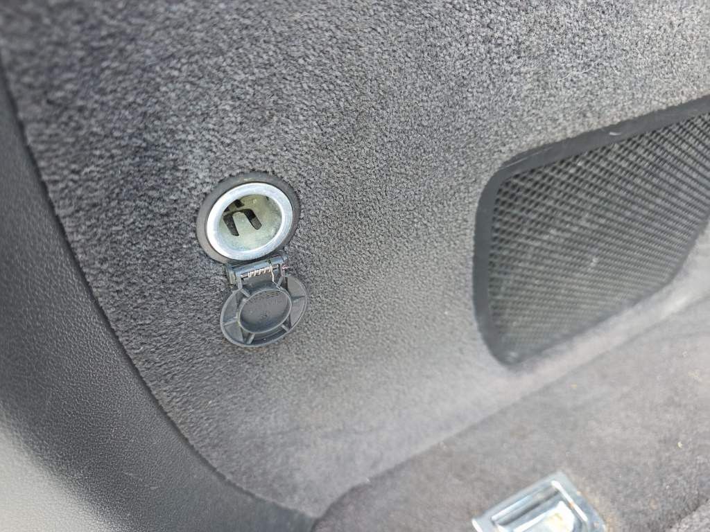 Fahrzeugabbildung Porsche Cayenne S 4.5 L mit 340 PS, V8, Allrad