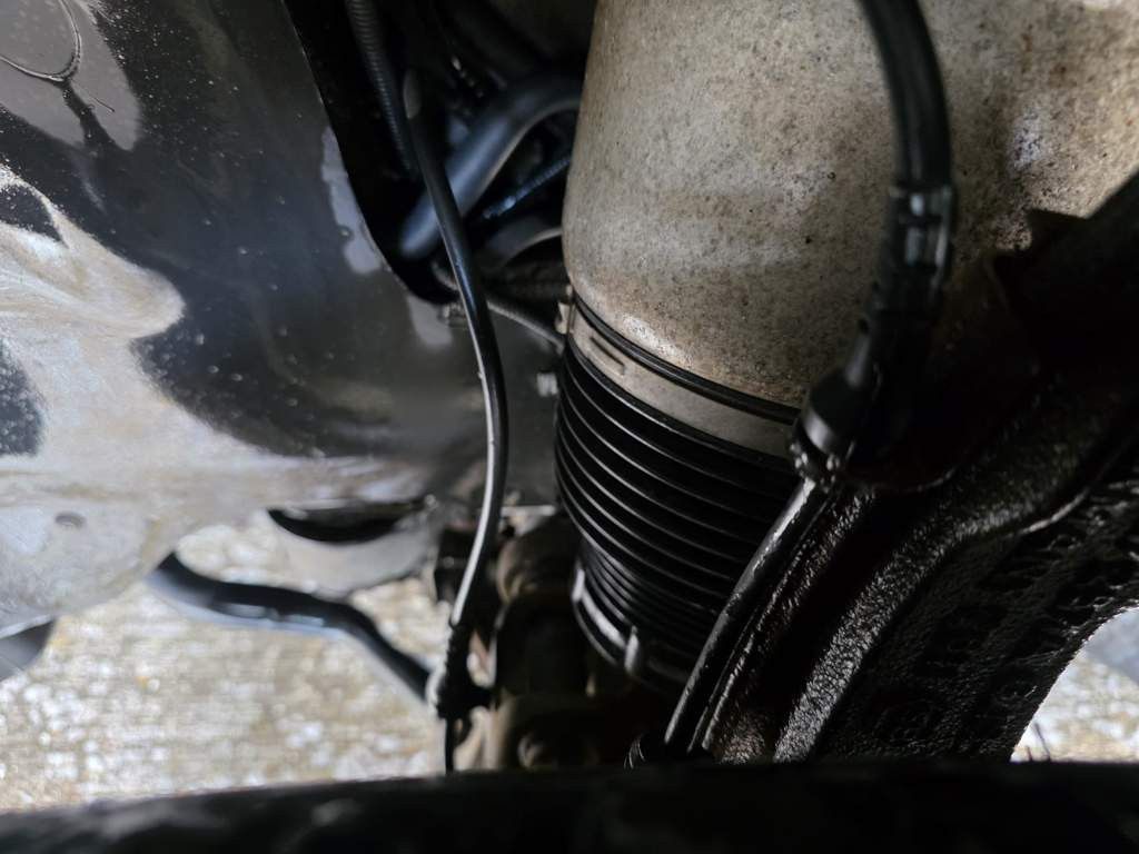 Fahrzeugabbildung Porsche Cayenne S 4.5 L mit 340 PS, V8, Allrad