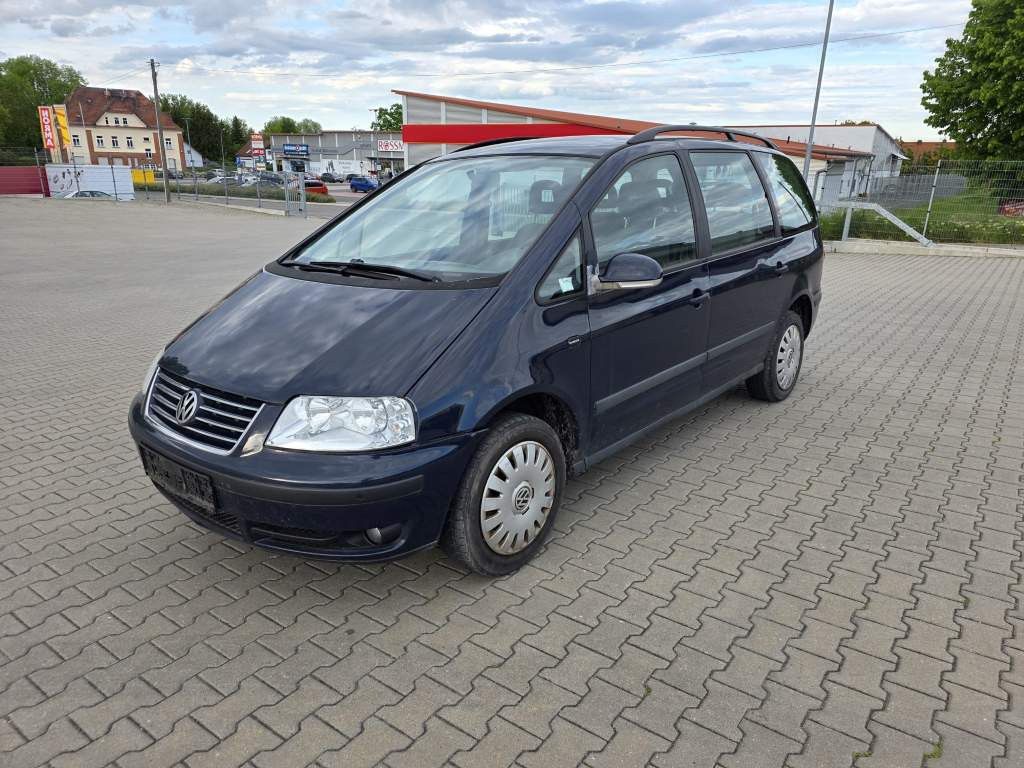 Volkswagen Sharan 1.9TDI 85kW Highline, 6 Sitzer