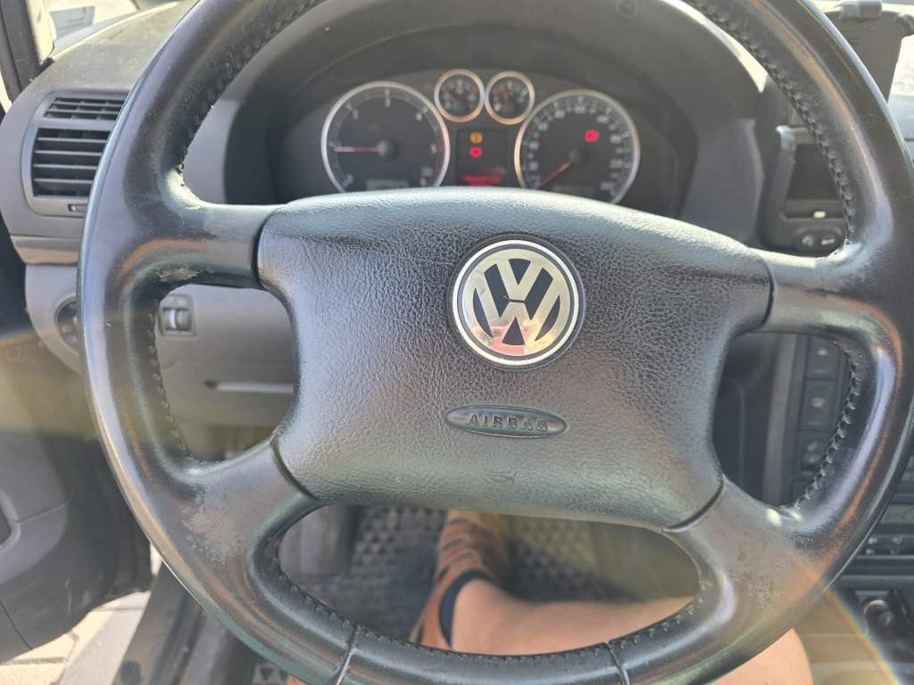 Fahrzeugabbildung Volkswagen Sharan 1.9TDI 85kW Highline, 6 Sitzer