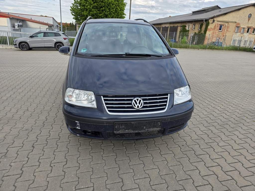 Fahrzeugabbildung Volkswagen Sharan 1.9TDI 85kW Highline, 6 Sitzer