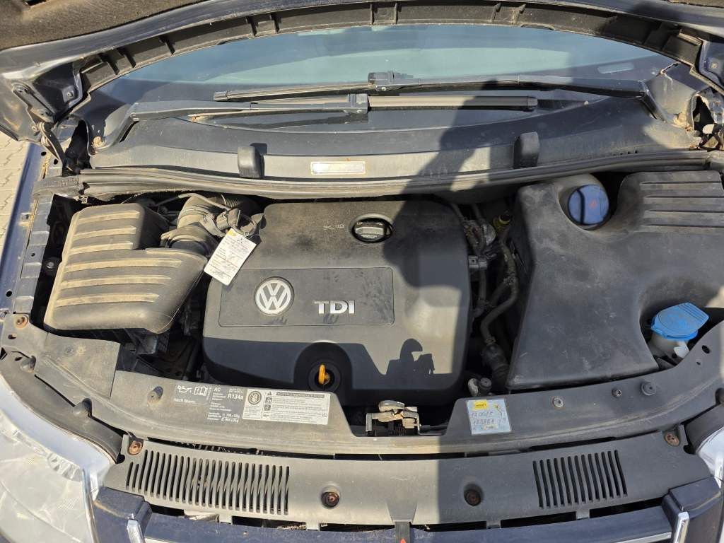 Fahrzeugabbildung Volkswagen Sharan 1.9TDI 85kW Highline, 6 Sitzer