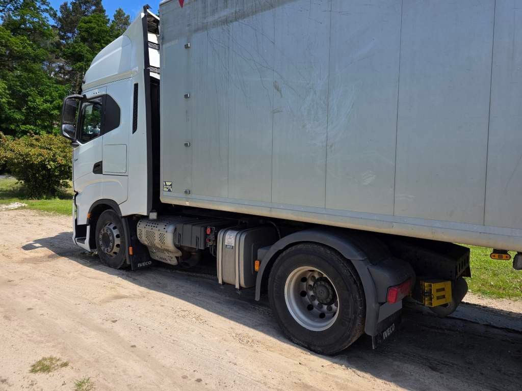 Fahrzeugabbildung Iveco Stralis 480 S-Way, 2 Kreishydr.,Wartungsvertrag