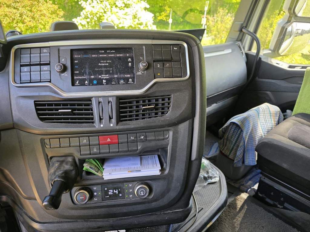 Fahrzeugabbildung Iveco Stralis 480 S-Way, 2 Kreishydr.,Wartungsvertrag