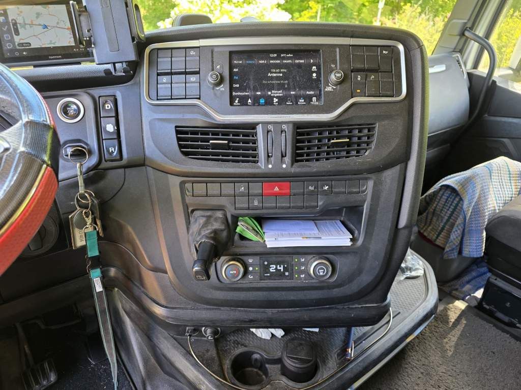 Fahrzeugabbildung Iveco Stralis 480 S-Way, 2 Kreishydr.,Wartungsvertrag