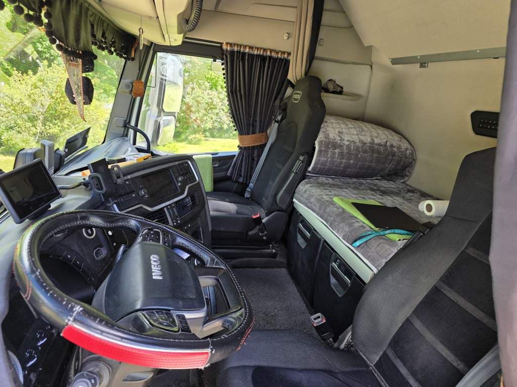 Fahrzeugabbildung Iveco Stralis 480 S-Way, 2 Kreishydr.,Wartungsvertrag