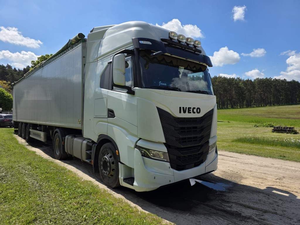 Fahrzeugabbildung Iveco Stralis 480 S-Way, 2 Kreishydr.,Wartungsvertrag