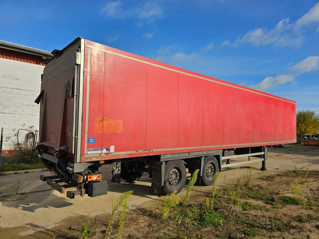 Fahrzeugabbildung Schmitz Cargobull Tiefkühler City, 2. Achse drehbar, Carrier 1550