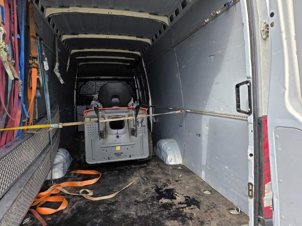 Fahrzeugabbildung Iveco 35S18 Maxi lang & hoch, SAHK, Klima, Kamera