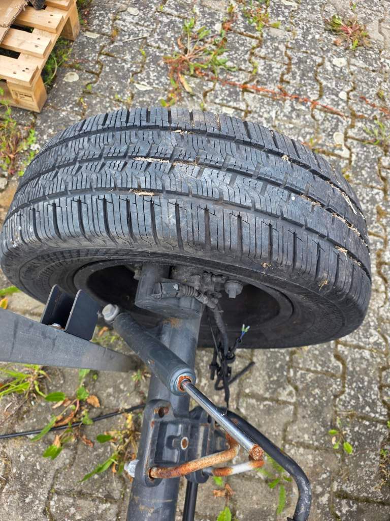 Fahrzeugabbildung Iveco 35S18 Kastenwagen Maxi hoch&lang, Unfall