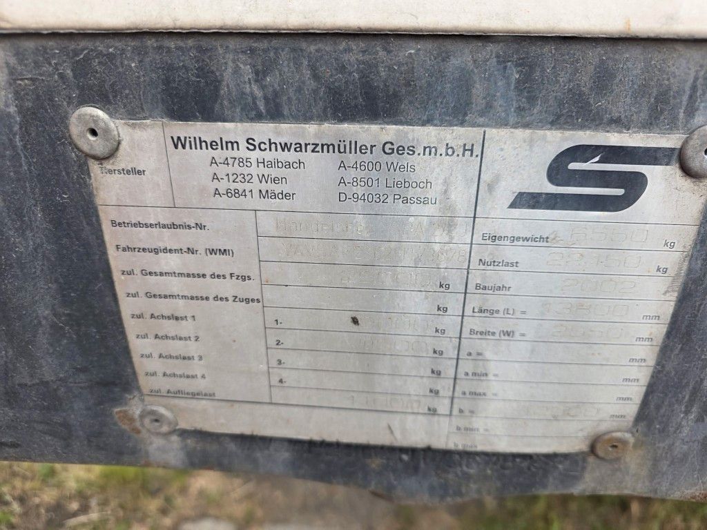 Fahrzeugabbildung Schwarzmüller Jumbo mit Bordwänden und Schwanenhals