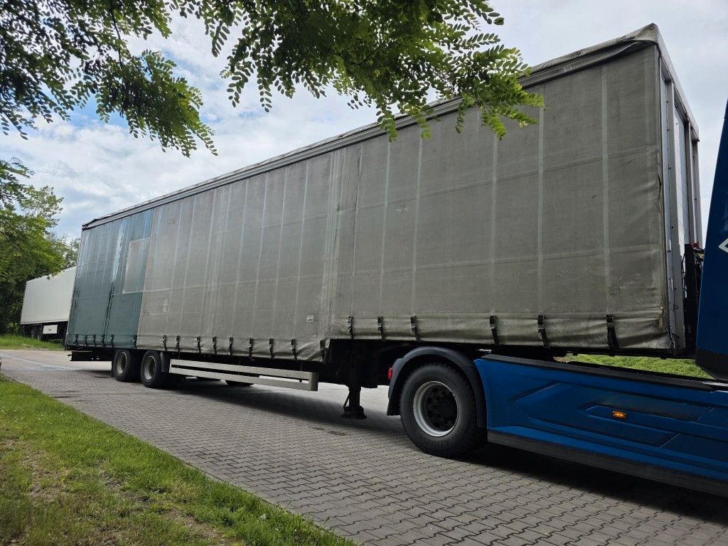 Fahrzeugabbildung Schwarzmüller Jumbo mit Bordwänden und Schwanenhals