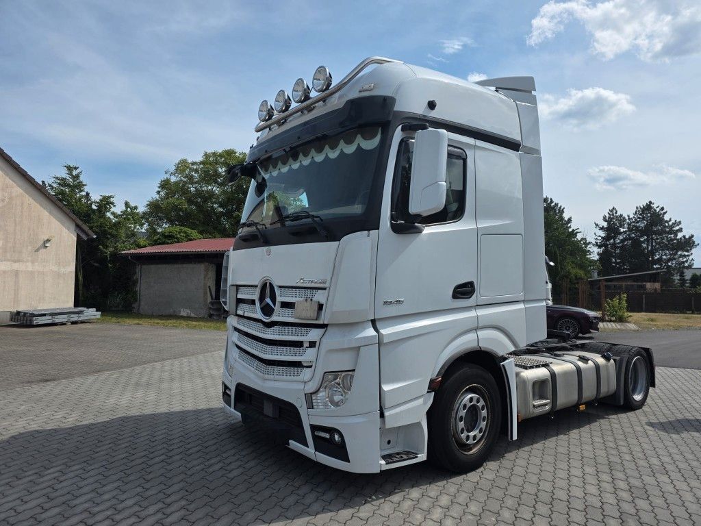Mercedes-Benz 1845 Lowliner, Retarder, 2 Tanks, Hubsattelkuppl