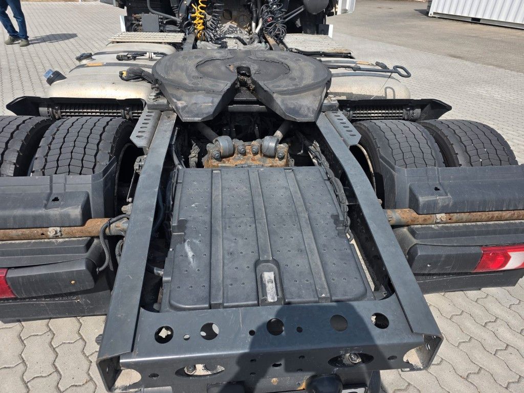 Fahrzeugabbildung Mercedes-Benz 1845 Lowliner, Retarder, 2 Tanks, Hubsattelkuppl
