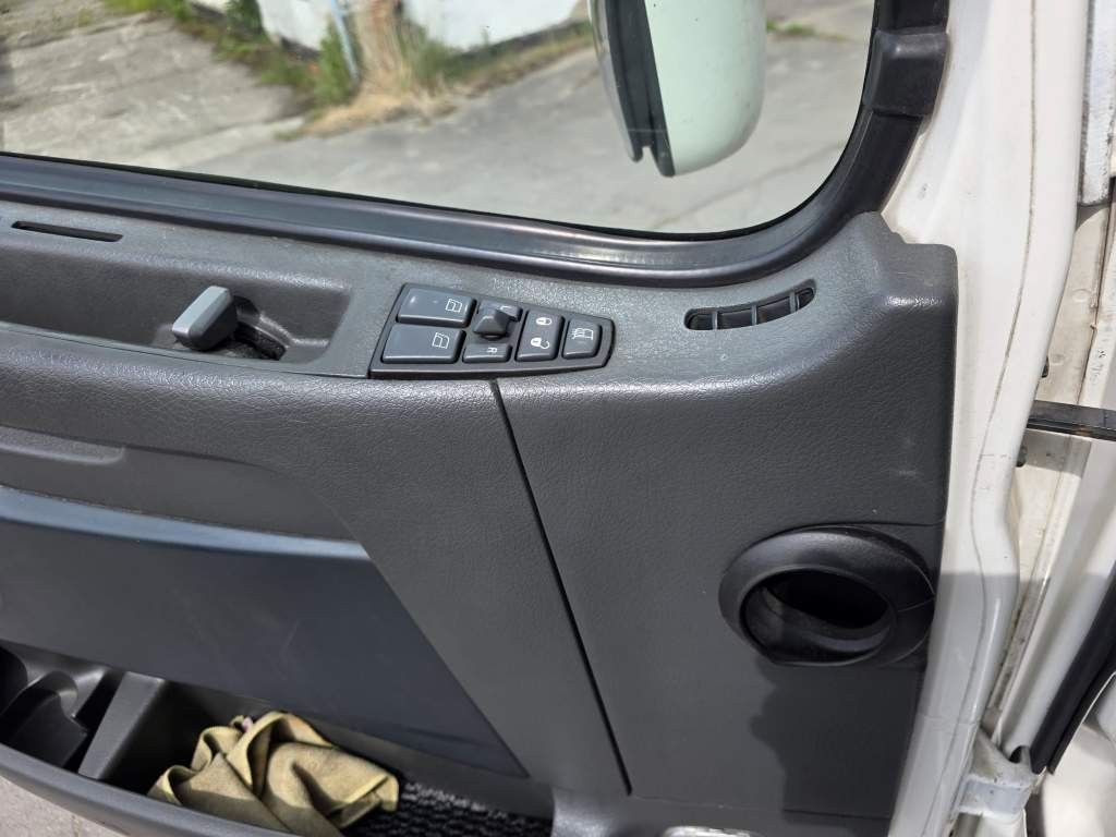Fahrzeugabbildung Volvo FH 480 Kühler mit Kühlanhänger, LBW+Türen