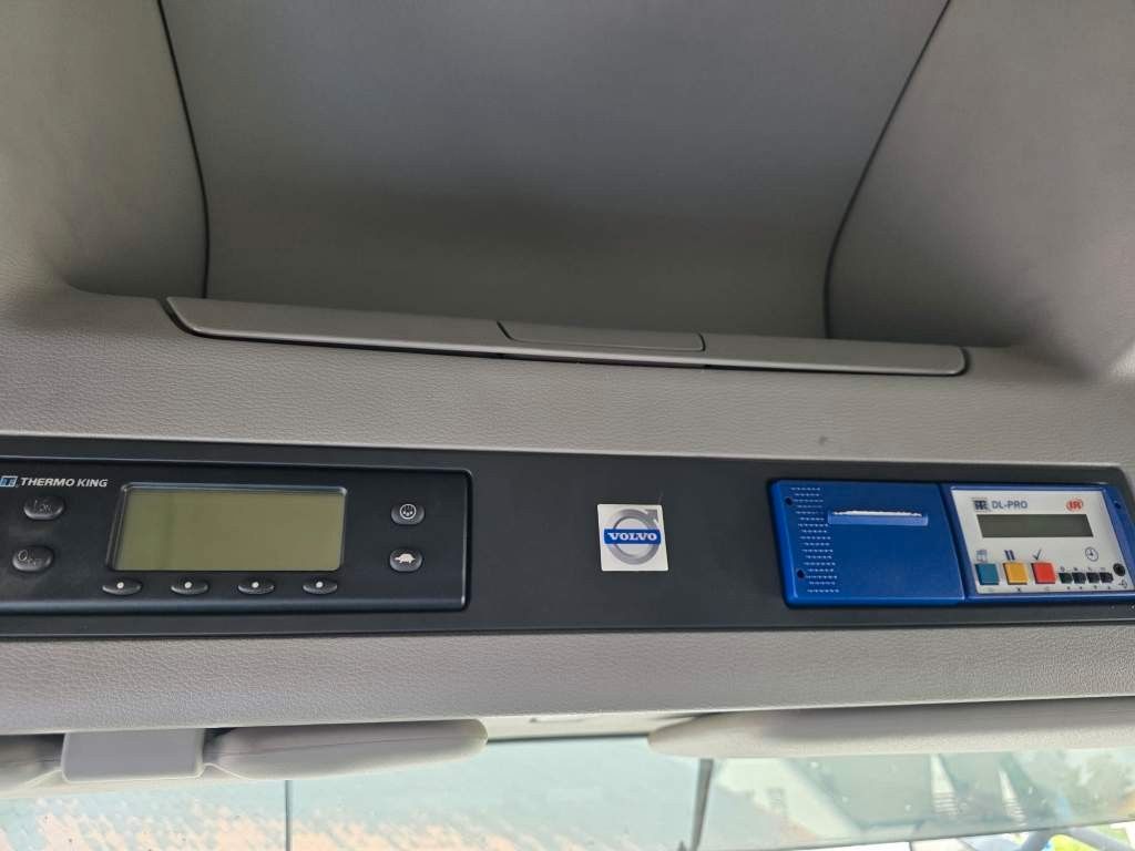 Fahrzeugabbildung Volvo FH 480 Kühler mit Kühlanhänger, LBW+Türen