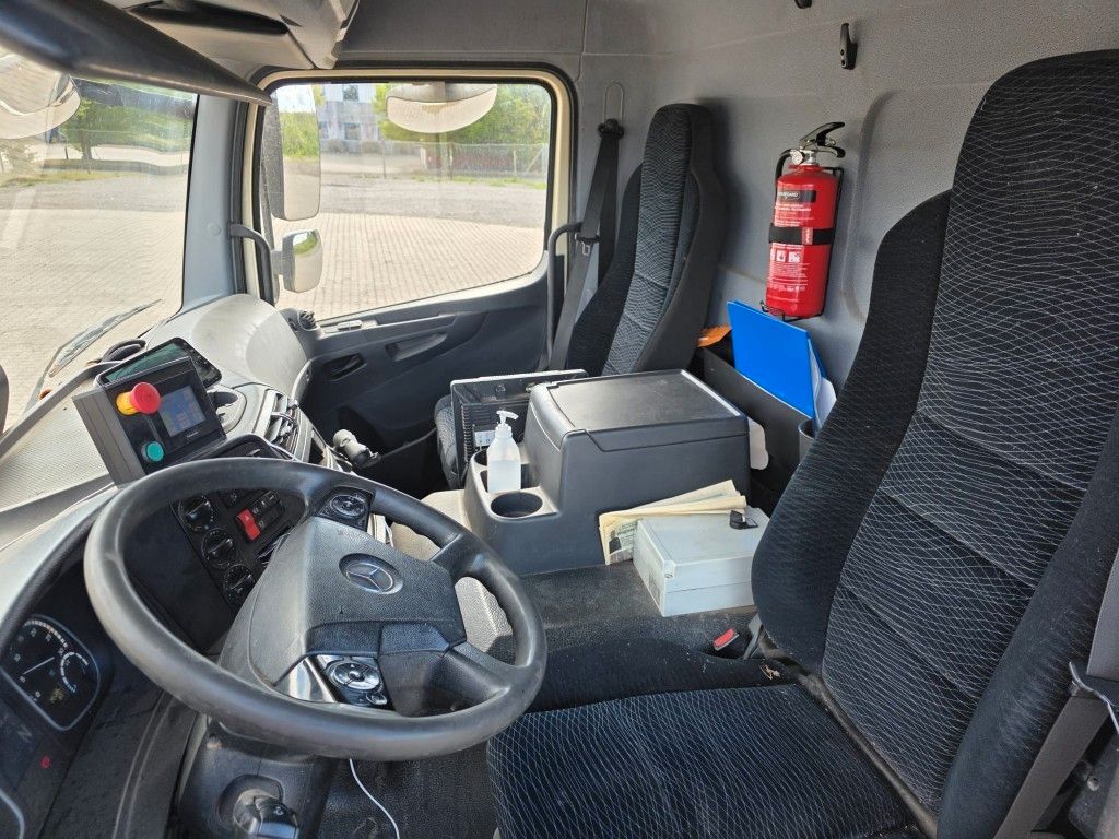Fahrzeugabbildung Mercedes-Benz 1624 2 KAMMERN, 12 cbm