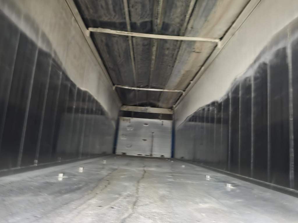 Fahrzeugabbildung Kempf Schleusenkipper, Rüttler, ca. 58,7 cbm, Lift