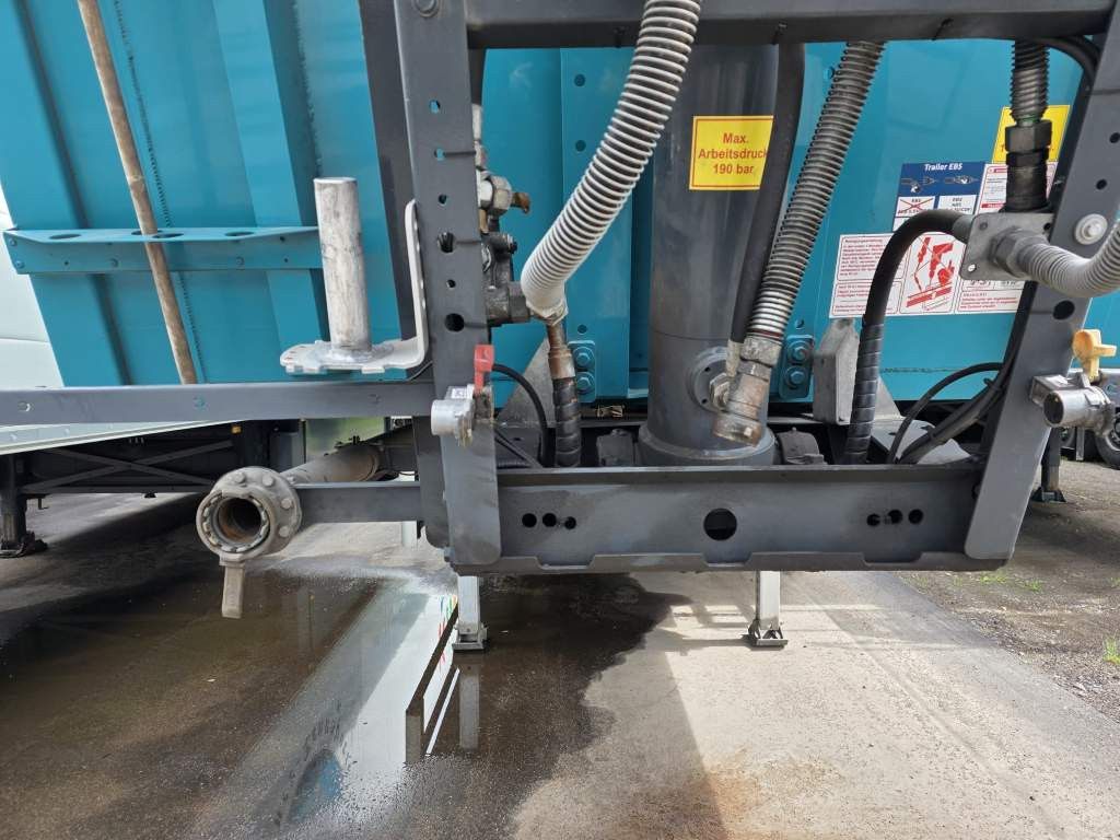 Fahrzeugabbildung Kempf Schleusenkipper, Rüttler, ca. 58,7 cbm, Lift