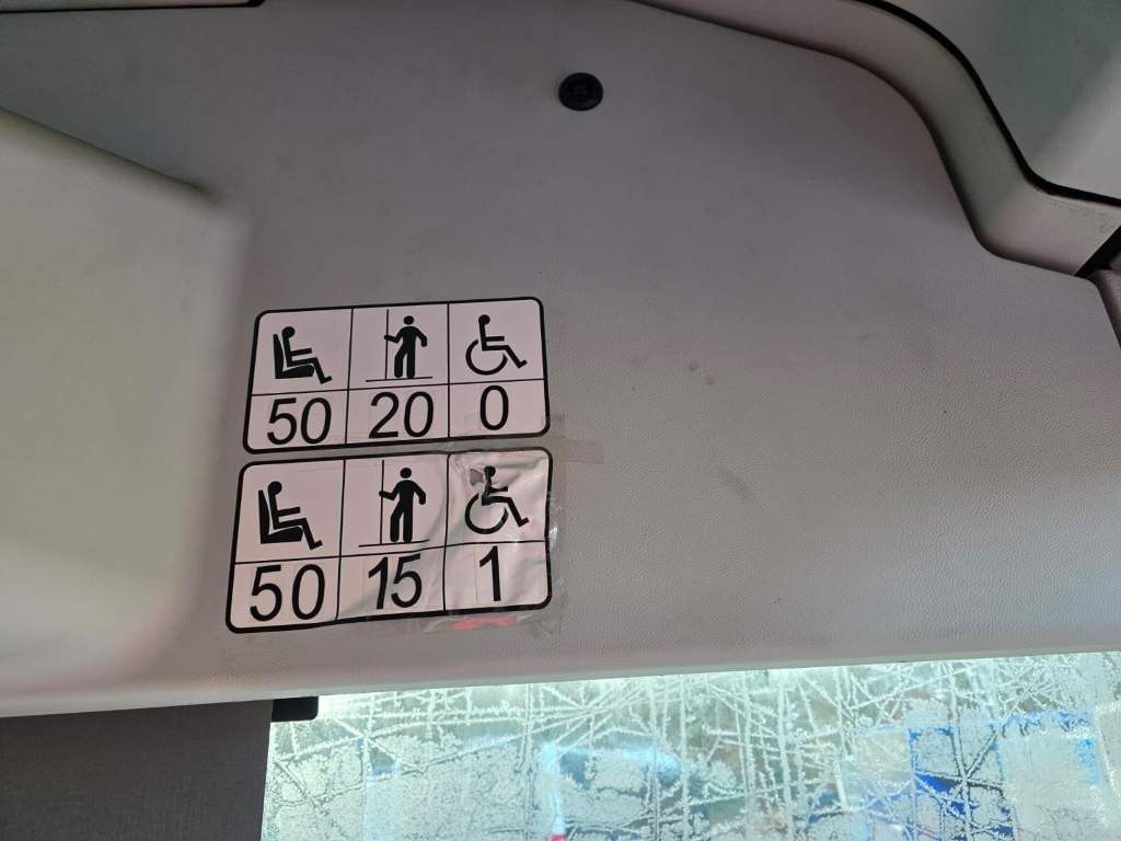 Fahrzeugabbildung Mercedes-Benz Citaro O530 LE, Gurten, Armlehnen, Gardinen