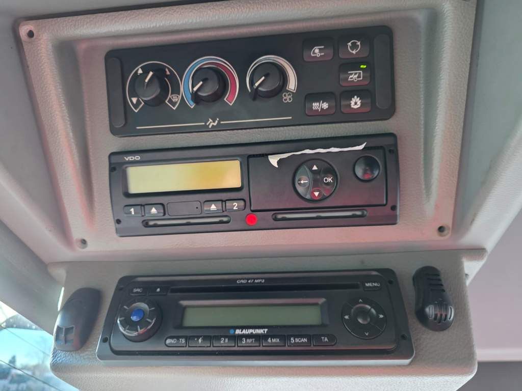 Fahrzeugabbildung Mercedes-Benz Citaro O530 LE, Gurten, Armlehnen, Gardinen