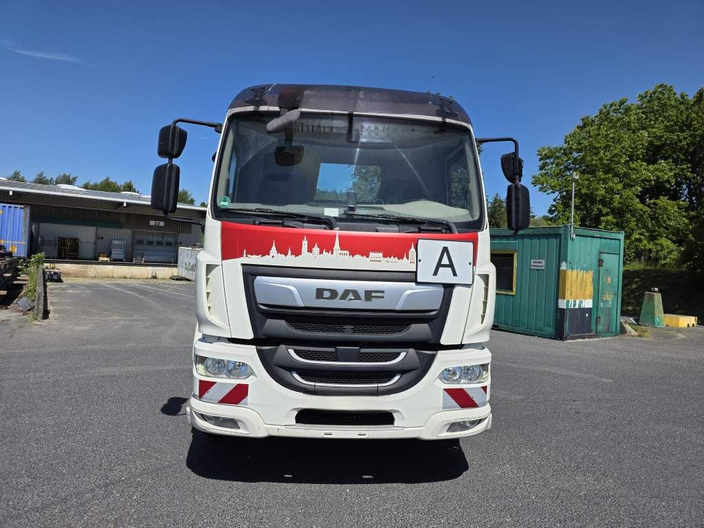 Fahrzeugabbildung DAF LF 320 Absetzer, telesk. Arme + Prtazen