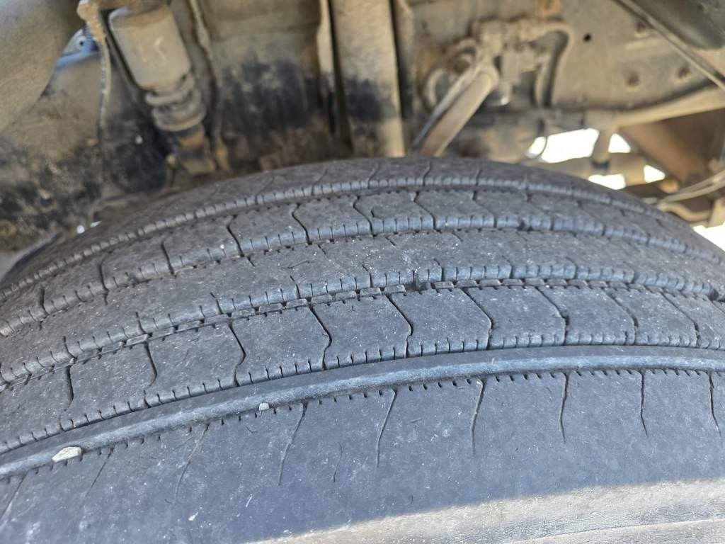Fahrzeugabbildung DAF LF 320 Absetzer, telesk. Arme + Prtazen
