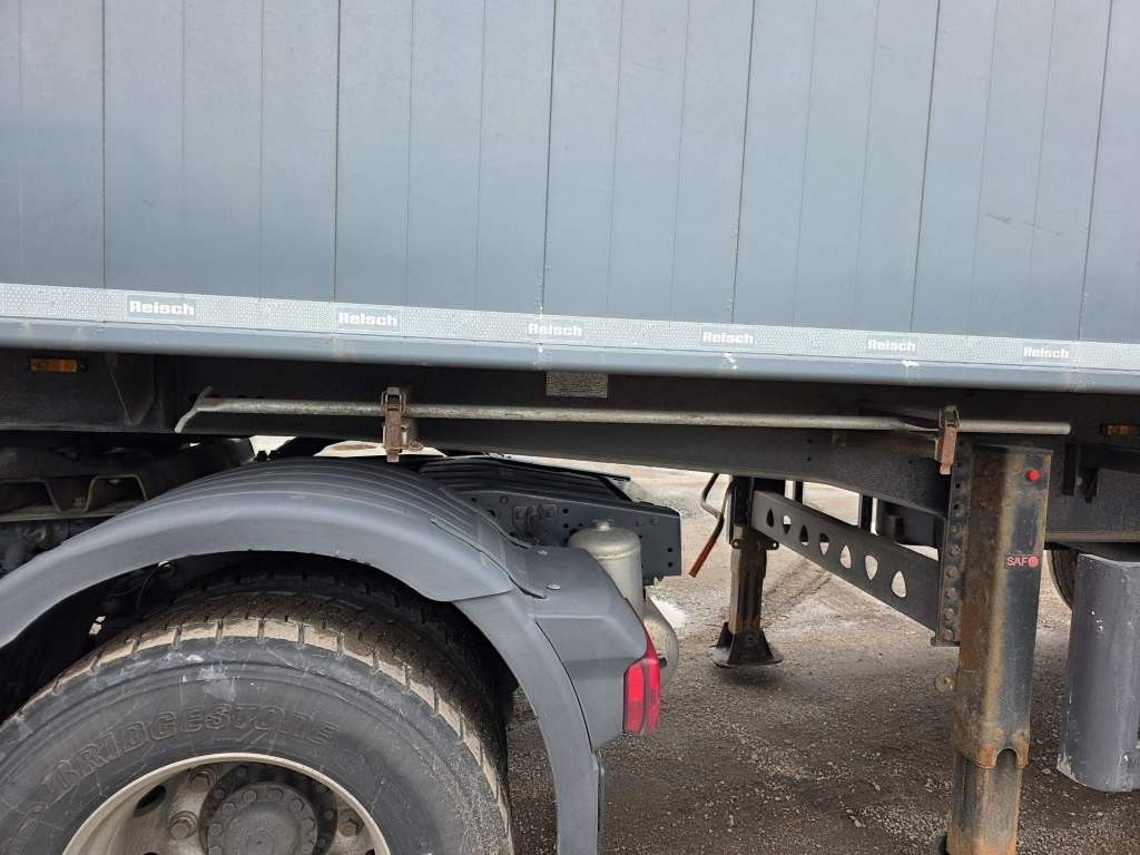 Fahrzeugabbildung Reisch 49 cbm Getreidekipper, SAF Trommel, Lift