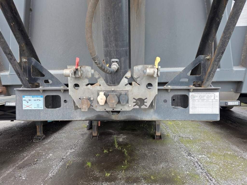 Fahrzeugabbildung Reisch 49 cbm Getreidekipper, SAF Trommel, Lift