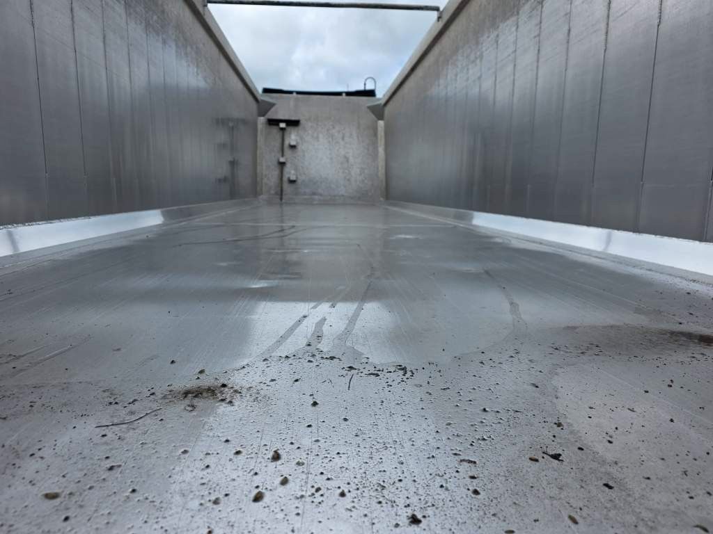Fahrzeugabbildung Reisch 49 cbm Getreidekipper, SAF Scheibe, Lift