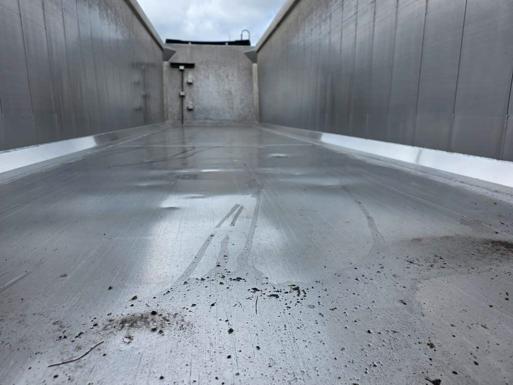 Fahrzeugabbildung Reisch 49 cbm Getreidekipper, SAF Scheibe, Lift