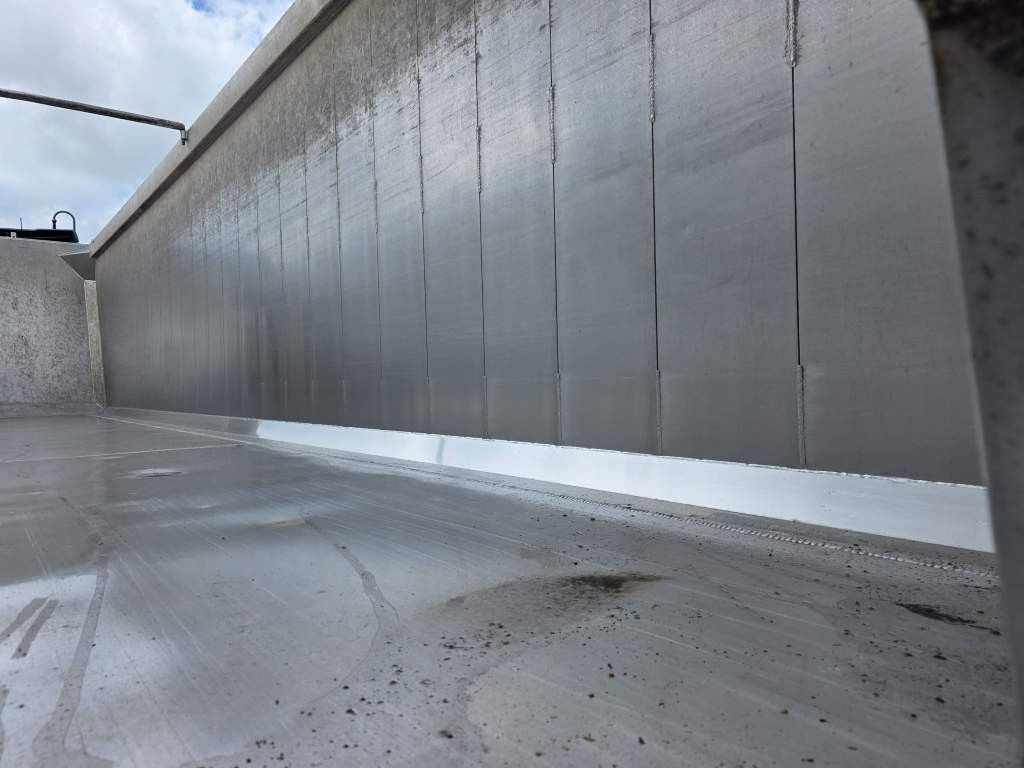 Fahrzeugabbildung Reisch 49 cbm Getreidekipper, SAF Scheibe, Lift