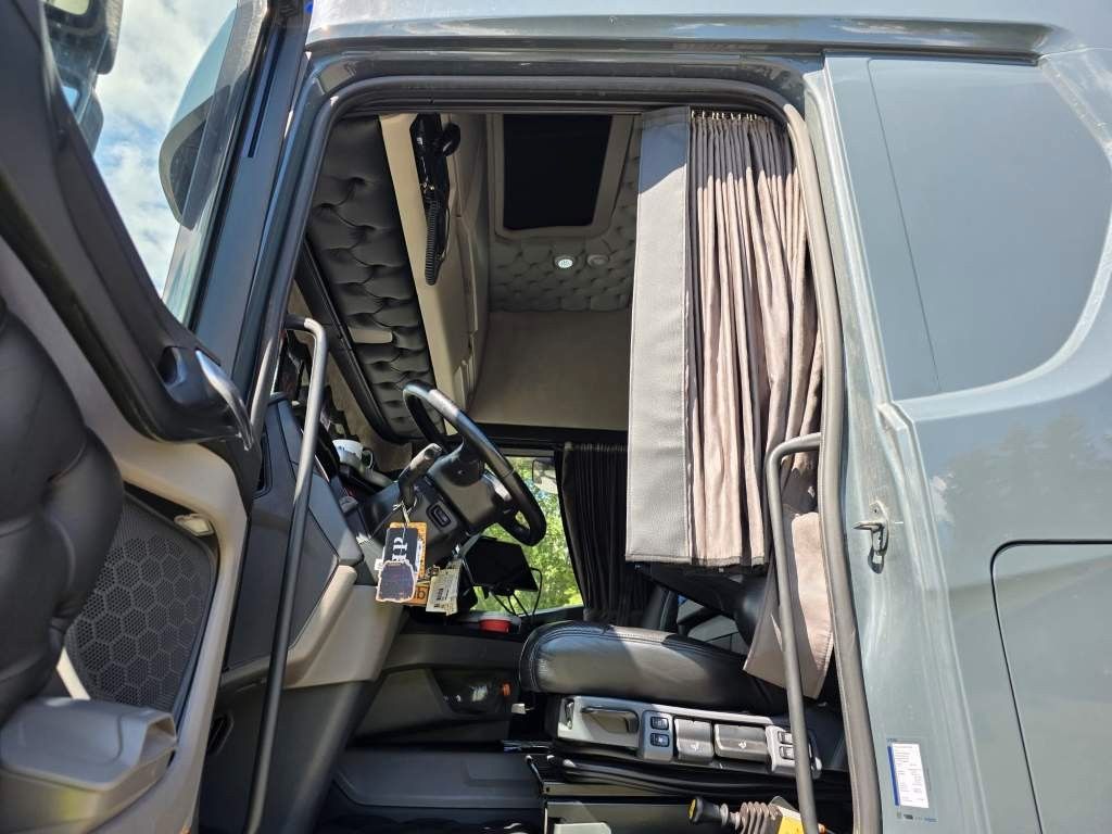 Fahrzeugabbildung Scania R500, 2 Kreis Hydr., Retrader, gesteppt