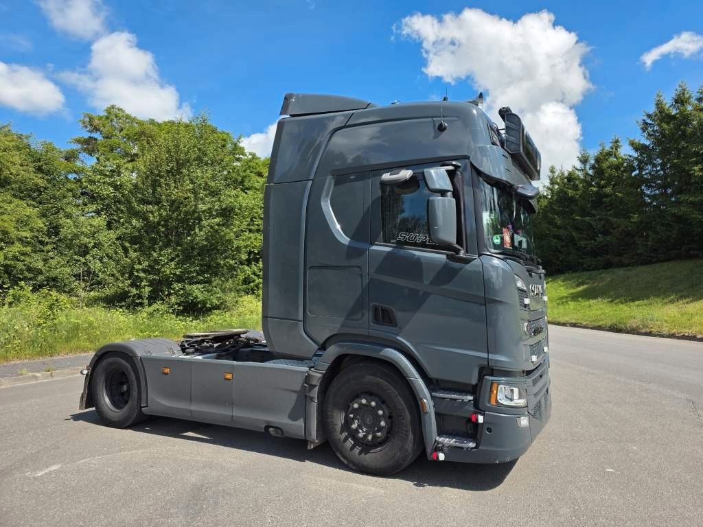 Fahrzeugabbildung Scania R500, 2 Kreis Hydr., Retrader, gesteppt
