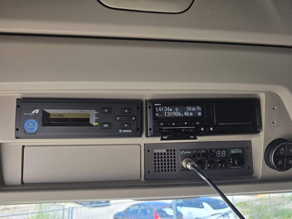 Fahrzeugabbildung Iveco 570 S-Way LL, Leder, Retarder, nur 130.986 Km!!