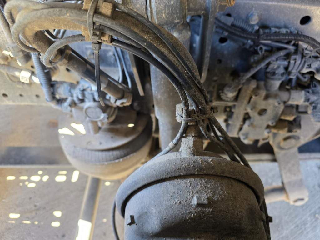 Fahrzeugabbildung Iveco 570 S-Way LL, Leder, Retarder, nur 130.986 Km!!