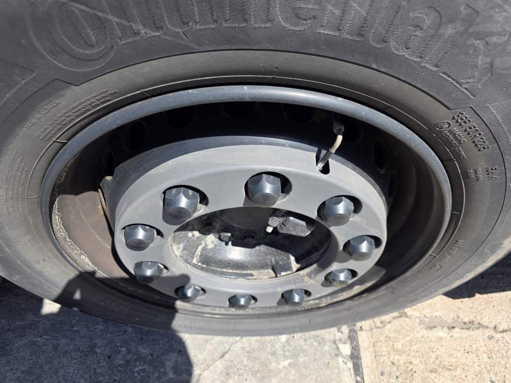 Fahrzeugabbildung Iveco 570 S-Way LL, Leder, Retarder, nur 130.986 Km!!