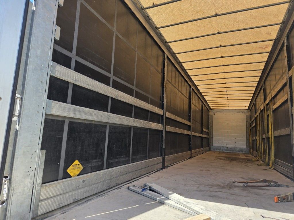 Fahrzeugabbildung Schmitz Cargobull SCB*S3T LL,Gardine,Edscha, Lift,nur 176.22 Km!