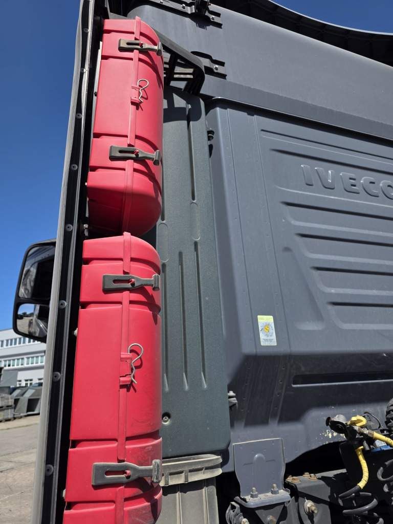 Fahrzeugabbildung Iveco 570 S-Way, Retarder, Standklima, Blitzer,Runmdl