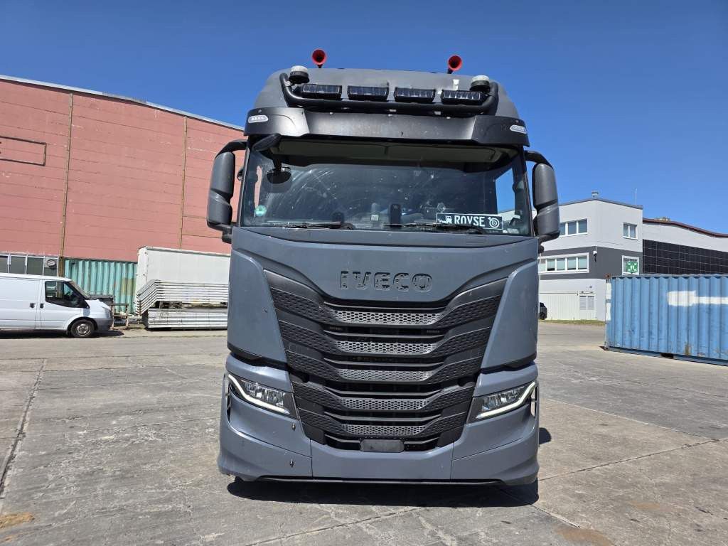 Fahrzeugabbildung Iveco 570 S-Way, Retarder, Standklima, Blitzer,Runmdl