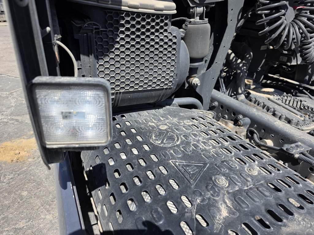 Fahrzeugabbildung Iveco 570 S-Way, Retarder, Standklima, Blitzer,Runmdl