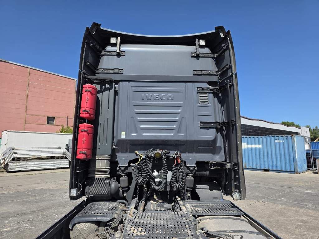 Fahrzeugabbildung Iveco 570 S-Way, Retarder, Standklima, Blitzer,Runmdl