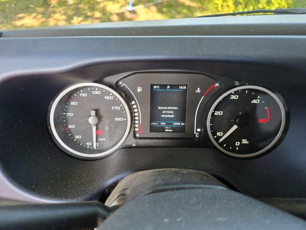 Fahrzeugabbildung Iveco 35C210 Maxi lang & hoch,AHK,Standhzg,Klima Autom