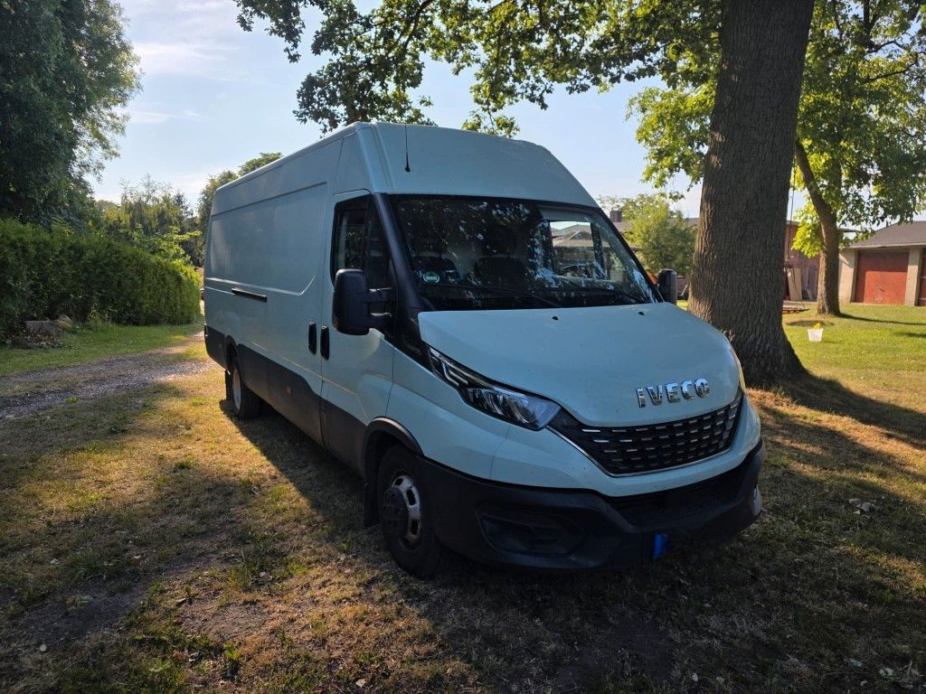 Fahrzeugabbildung Iveco 35C210 Maxi lang & hoch,AHK,Standhzg,Klima Autom