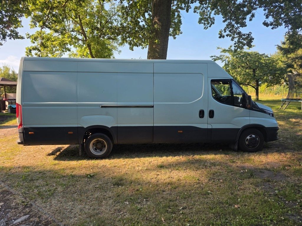 Fahrzeugabbildung Iveco 35C210 Maxi lang & hoch,AHK,Standhzg,Klima Autom